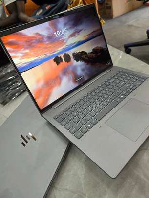 HP Zbook power G11 image 2