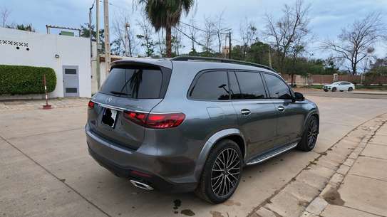 Mercedes Benz GLS 450 2026 image 9