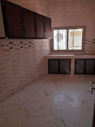 Bel appartement moderne aux Mamelles image 3