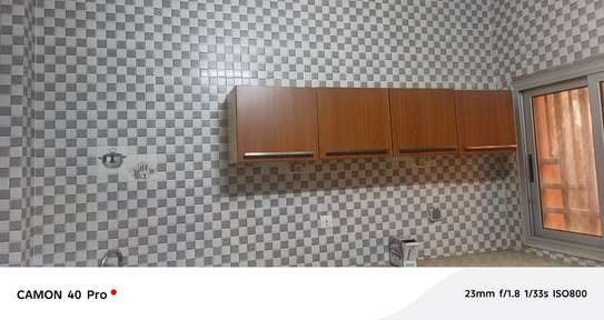 APPARTEMENT AUX MARISTE image 2