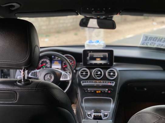 Mercedes Glc 350 e image 6