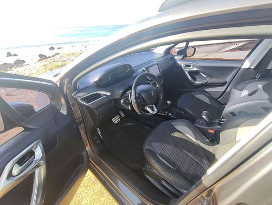 Peugeot 2008  2016 image 5
