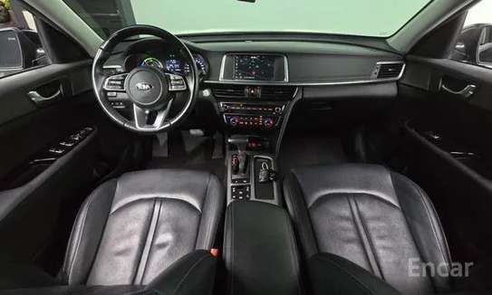 2019 Kia K5 image 9