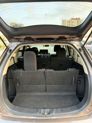 Mitsubishi outlander  automatic image 10