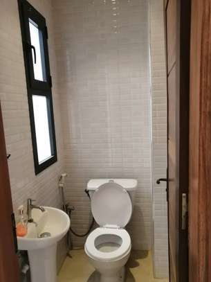 Appartement F3 à louer au Point E, disponible début octobre image 5