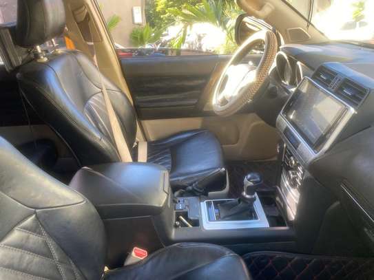 Toyota Land Cruiser 2019 image 3