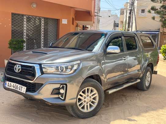 Toyota hulux image 5