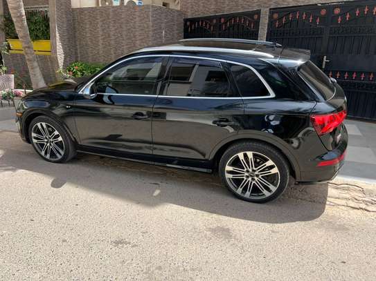 Audi SQ5 2018 image 11