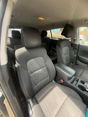KIA SPORTAGE LX 2018 image 4