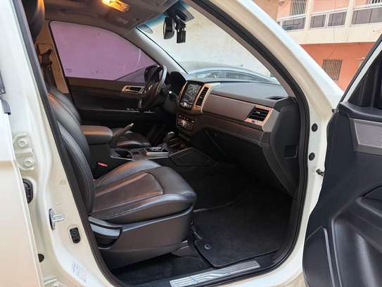 REXTON SPORT 2018 Diesel image 10