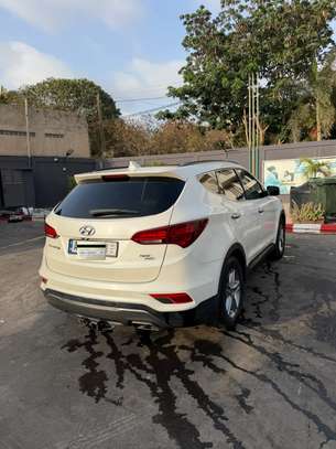 Hyundai santa fe sport 2018 image 9