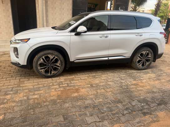 HYUNDAI SANTAFE ULTIMATE 2019 image 6