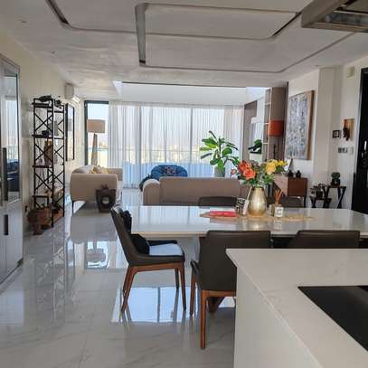 DUPLEX A VENDRE FACE A LA BAIE DE SOUMBEDIOUNE A DAKAR image 3