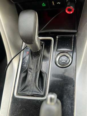 Mitsubishi Eclipse Cross image 6