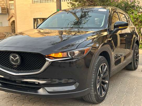 Mazda CX-5 SUV 4 portes noir performance image 5