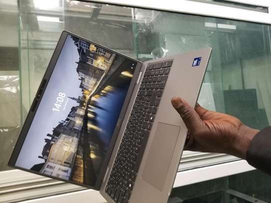 Dell image 2