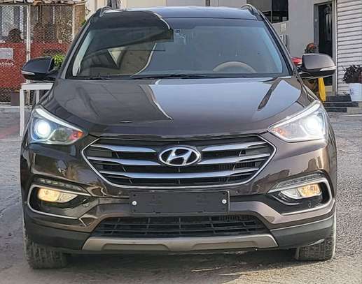 Hyundai Santa fe image 2