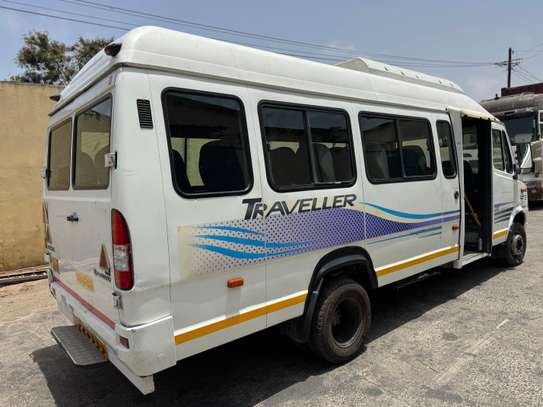 Force TRAVELLER image 3