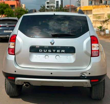 Renault duster 2017 image 2