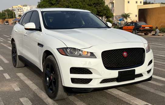 Jaguar F-pace image 5
