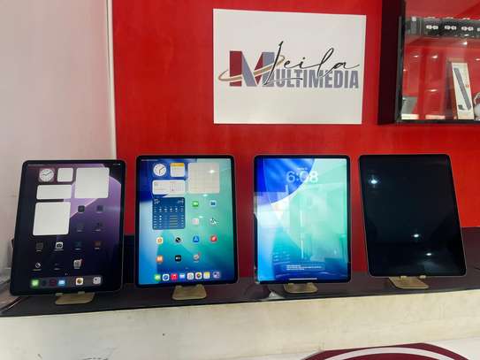 IPAD PRO 2020 12.9 image 2