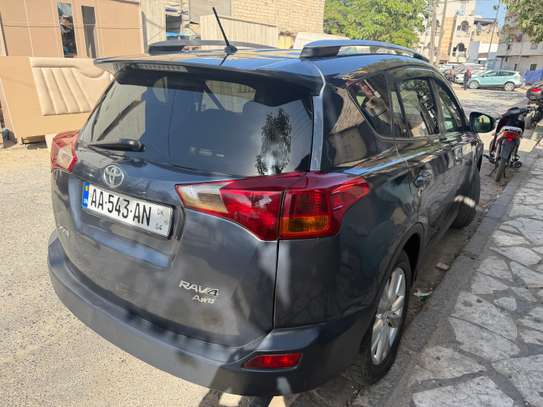 Toyota RAV4 2014 image 10