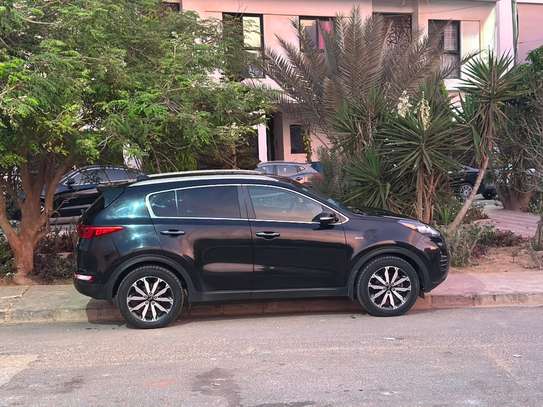 KIA SPORTAGE année 2019 image 4