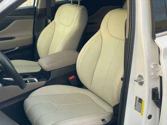 Hyundai Santa Fe 2020 image 4