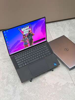 Dell Precision 5570 image 3