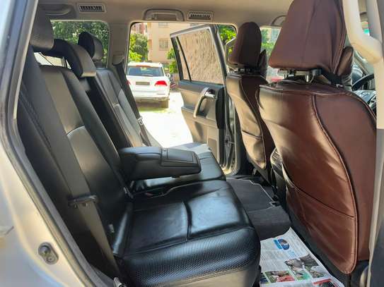 Toyota Prado image 10