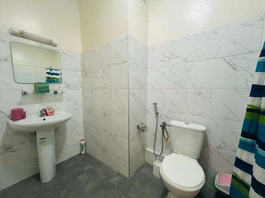 Appartement meublé à Ouest-foire en face Auchan Yoff image 11