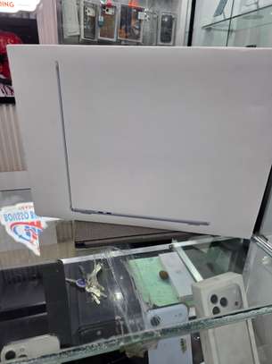 Macbook Air M4 2025 15pouces image 3