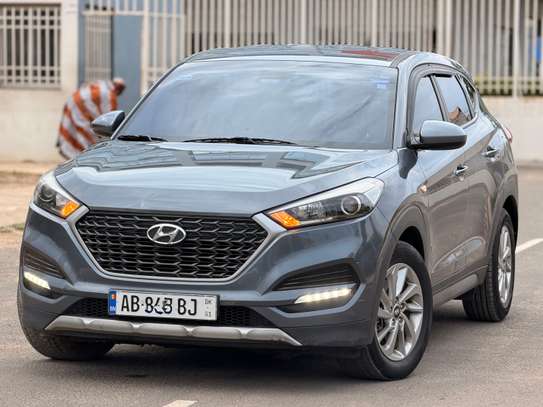 HYUNDAI TUCSON DIESEL 2018 image 2
