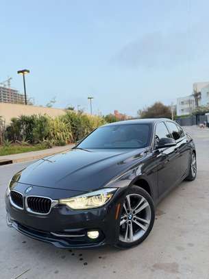 BMW 330I 2018 image 3