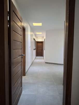 APPARTEMENT F4 À LOUER AUX MAMELLES image 2