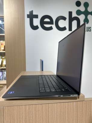Dell XPS 9520 - I7 12e Génération | 16GB RAM | 512 image 3