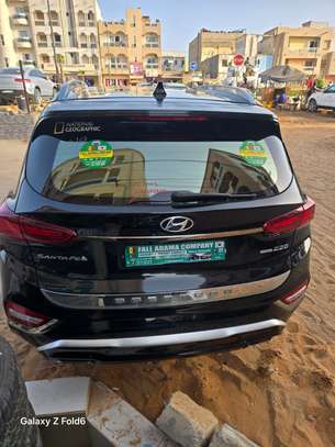 HYUNDAI SANTA FE 2019 image 11