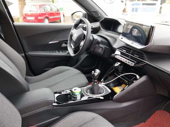 Peugeot New 2008 (2025) image 5