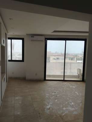 Appartement F4 haut standing à louer à Dakar Plateau image 13