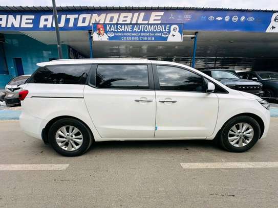 Kia carnivale 2017 image 15