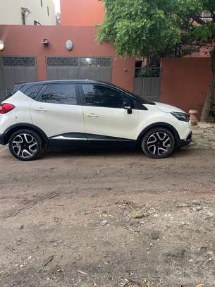 RENAULT QM3 2017 image 2
