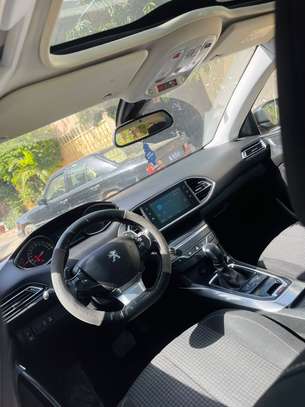 Peugeot 308  SW 2019 image 8