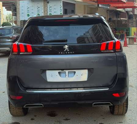 Peugeot 5008 Année: 2018 image 7