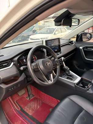 Rav 4 2020 image 4