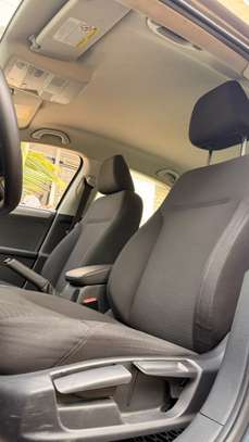 Location Volkswagen Jetta image 2
