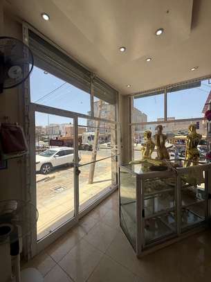 Locale Commercial keur Massar image 2
