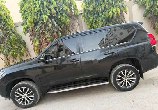 TOYOTA PRADO SERIE:TX ANNÉE 2018 image 14