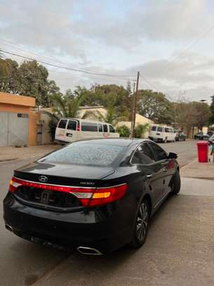 Hyundai Grandeur HG 300 Annee 2016 image 9