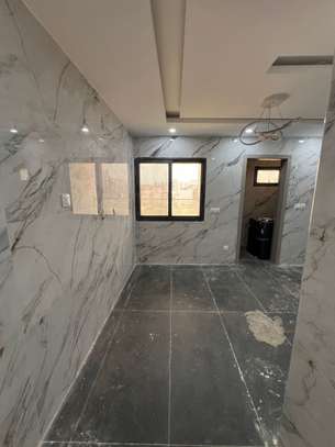 Immeuble R+7 Neuf a vendre aux Almadies image 3