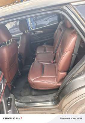 Mazda CX9 image 3